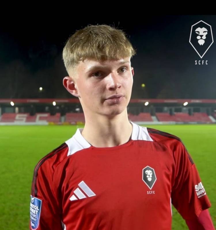 太阳报:阿森纳有望25万镑+高额附加费签索尔福德U18前锋赖特