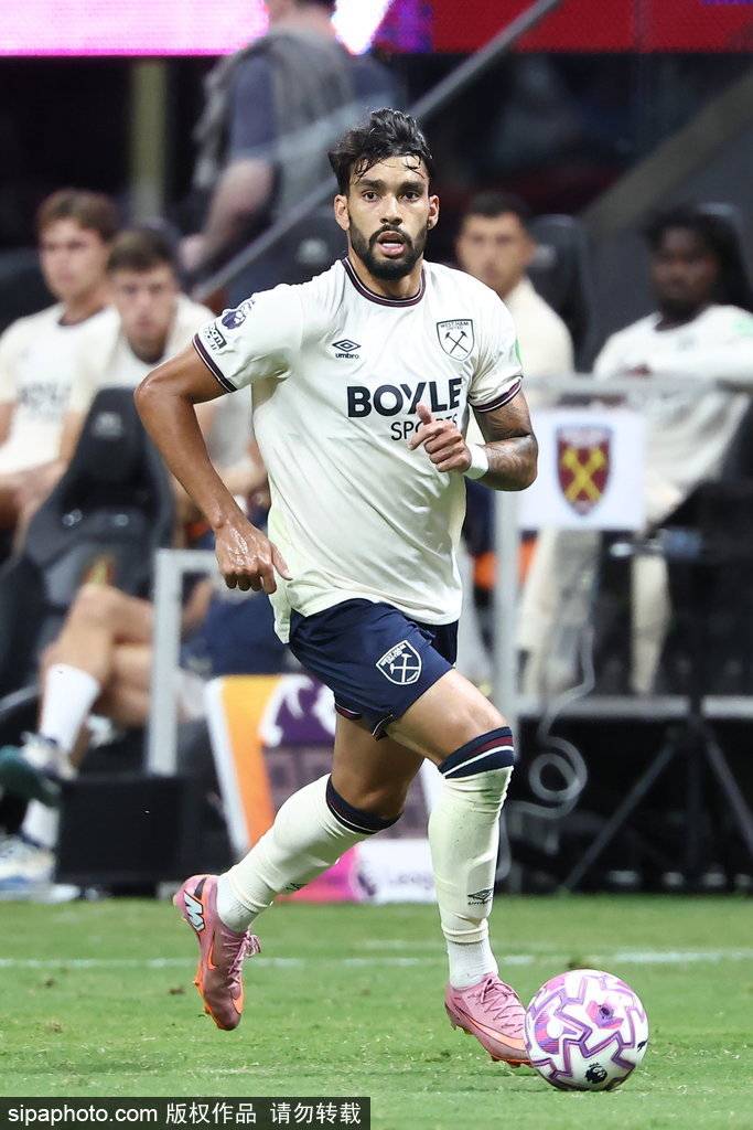 热刺与维拉争抢帕奎塔:他愿意离开西汉姆,能否实现欧冠梦?