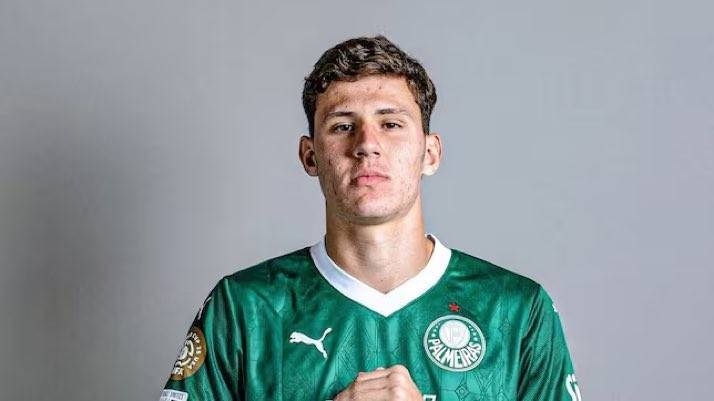 记者:巴萨、阿森纳等队有意19岁“巴西赫伊森”贝内德蒂