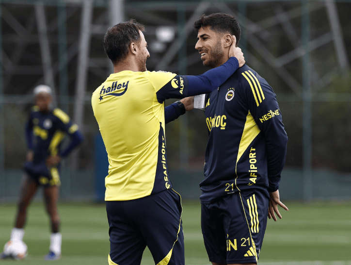 4场就下课?曝费内巴切再次换帅,穆里尼奥接班人2周拿走400万欧